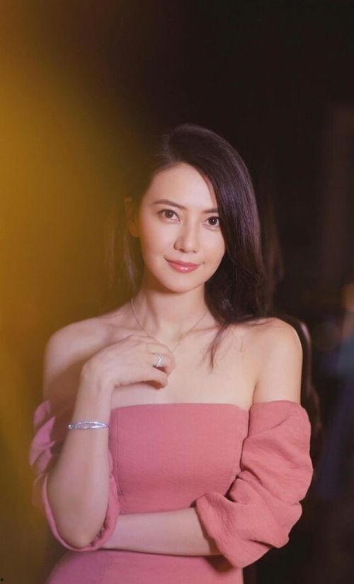 唐艺最新爆料视频大全集,揭秘娱乐圈幕后真相